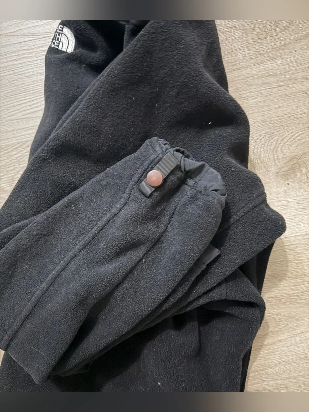 The North Face Men’s Black Full-Zip Fleece Jacket